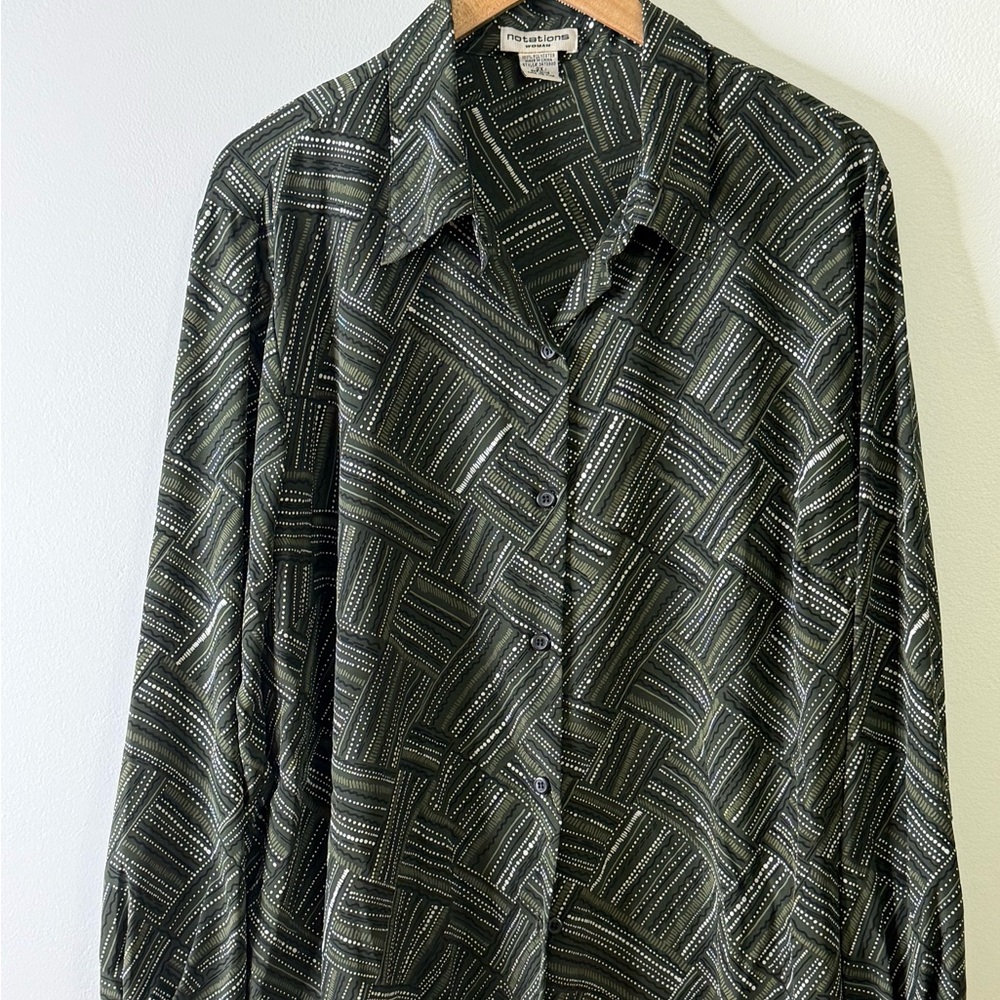 Notations Woman Blouse 2X Green Black Abstract Print Button Front